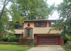 Pre-foreclosure in  161ST PL Tinley Park, IL 60477