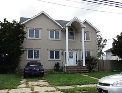 Pre-foreclosure in  HASTINGS ST Baldwin, NY 11510