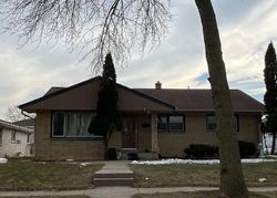Pre-foreclosure in  W LEROY AVE Milwaukee, WI 53221