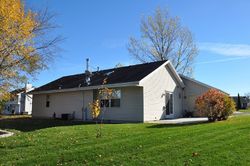 Pre-foreclosure in  E KYLE CT Oak Creek, WI 53154