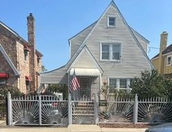 Pre-foreclosure in  KINGSLAND AVE Bronx, NY 10469