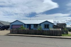 Pre-foreclosure Listing in NW BLAIR ST SHERIDAN, OR 97378