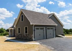 Pre-foreclosure in  LONELY COTTAGE RD Upper Black Eddy, PA 18972