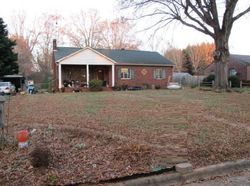 Pre-foreclosure in  S DALE AVE Newton, NC 28658