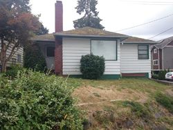 Pre-foreclosure in  SW MYRTLE ST Seattle, WA 98136