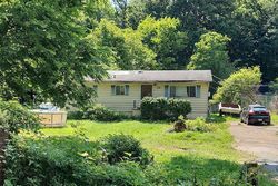 Pre-foreclosure Listing in OWENS RD ROSSVILLE, GA 30741