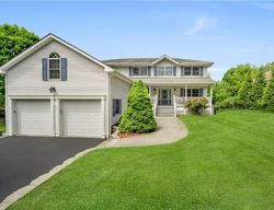 Pre-foreclosure Listing in HAUSER TER TAPPAN, NY 10983