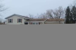 Pre-foreclosure in  W THORNCREST DR Franklin, WI 53132