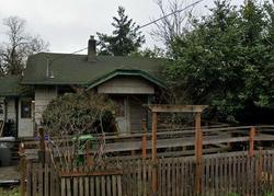 Pre-foreclosure in  SE 83RD AVE Portland, OR 97266