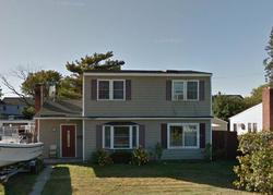 Pre-foreclosure Listing in WASHINGTON AVE WEST SAYVILLE, NY 11796