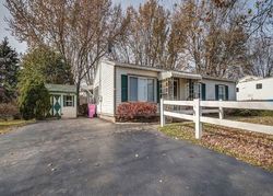 Pre-foreclosure in  SNOWDALE DR Syracuse, NY 13209