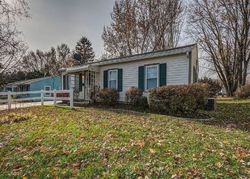 Pre-foreclosure in  SNOWDALE DR Syracuse, NY 13209