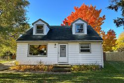 Pre-foreclosure in  W CALDWELL CT Milwaukee, WI 53218
