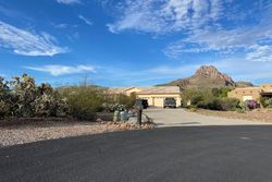 Pre-foreclosure in  W SUNSET RANCH PL Tucson, AZ 85743