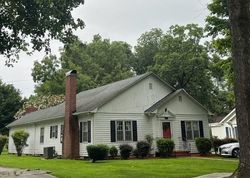 Pre-foreclosure in  COLLEGE ST Jasper, TN 37347