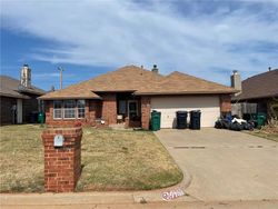 Pre-foreclosure in  S BROOKLINE AVE Oklahoma City, OK 73159