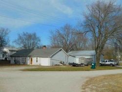 Pre-foreclosure in  W MADISON ST Moweaqua, IL 62550