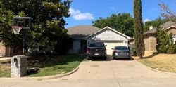 Pre-foreclosure in  ESTATES DR Mansfield, TX 76063