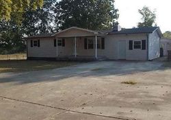 Pre-foreclosure Listing in LAKESIDE RD MADISONVILLE, TN 37354