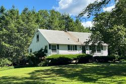 Pre-foreclosure Listing in ESEK HOPKINS RD NORTH SCITUATE, RI 02857