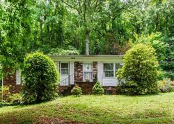 Pre-foreclosure in  BROWN GAP RD Knoxville, TN 37918