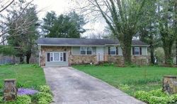 Pre-foreclosure in  WHITECREST DR Crossville, TN 38571