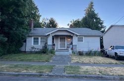 Pre-foreclosure in  N BURR AVE Portland, OR 97203