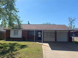 Pre-foreclosure in  N NORMAN AVE Oklahoma City, OK 73160