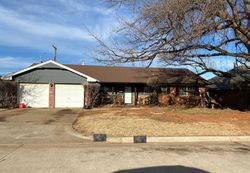 Pre-foreclosure in  NW 70TH ST Oklahoma City, OK 73132