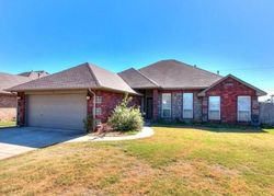 Pre-foreclosure in  NW 165TH TER Edmond, OK 73012