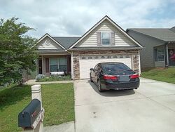 Pre-foreclosure in  ROBIN HELTON DR Boiling Springs, SC 29316