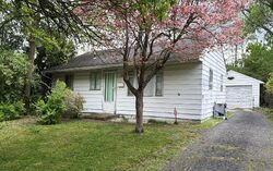 Pre-foreclosure in  S ASHBURTON RD Columbus, OH 43227