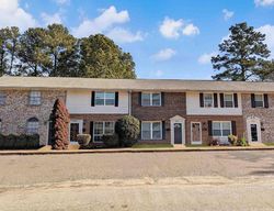Pre-foreclosure in  GROVE PARK LN Columbia, SC 29210
