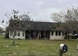 Pre-foreclosure Listing in COUNTRY RD ANGLETON, TX 77515