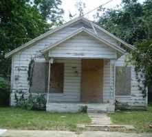 Pre-foreclosure in  HOOPER ST Dallas, TX 75215