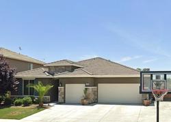 Pre-foreclosure in  BELL PORT AVE Tulare, CA 93274