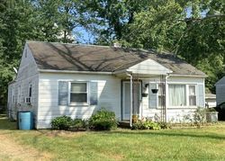 Pre-foreclosure in  N SAINT JOSEPH AVE Evansville, IN 47720