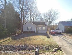 Pre-foreclosure in  SANDY RUN Knightdale, NC 27545