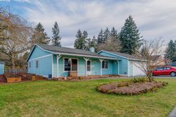 Pre-foreclosure in  NE 37TH ST Vancouver, WA 98682