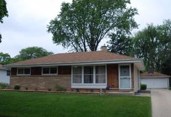 Pre-foreclosure in  W BRENTWOOD AVE Milwaukee, WI 53224