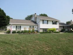 Pre-foreclosure in  W HERITAGE AVE Appleton, WI 54914