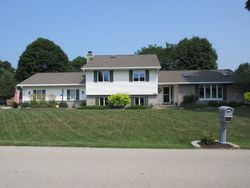 Pre-foreclosure in  W HERITAGE AVE Appleton, WI 54914