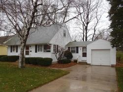 Pre-foreclosure in  SHORE ACRES RD Madison, WI 53716