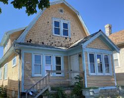 Pre-foreclosure in  S 15TH PL Milwaukee, WI 53204