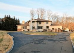 Pre-foreclosure Listing in BEE MEADOW PKWY WHIPPANY, NJ 07981