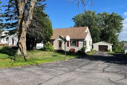 Pre-foreclosure in  W 24TH ST Duluth, MN 55811