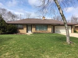 Pre-foreclosure in  N MOHAWK RD Milwaukee, WI 53217