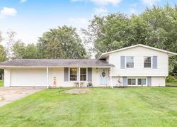 Pre-foreclosure in  FARMBROOK DR Saginaw, MI 48638