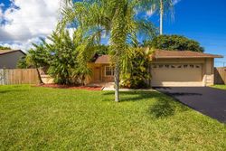 Pre-foreclosure in  N BLUEBIRD LN Homestead, FL 33035