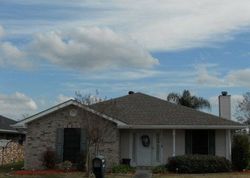 Pre-foreclosure in  WILLIE LOU AVE Houma, LA 70364